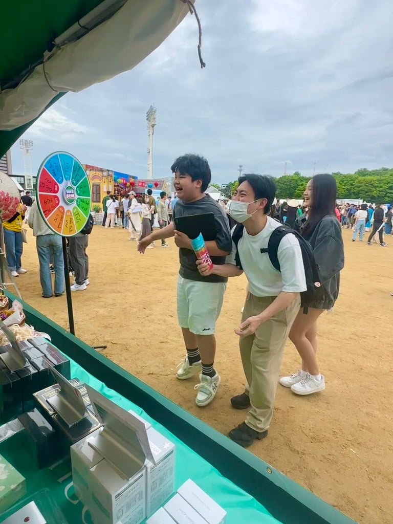 VIETNAM Festival at Osakajo gallery